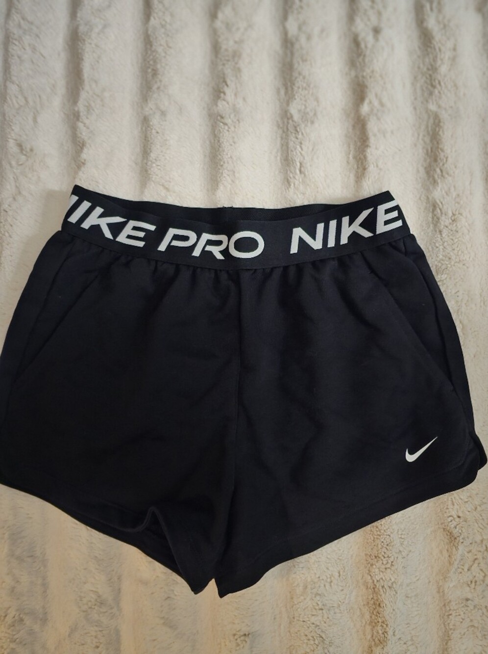 Nike Black Women's Athletic Shorts with Logo Waistband